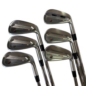 �a�q�h�c�f�d�r�s�n�m�d�@�Q�Q�P�b�a�@�U�r