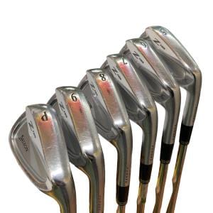 �r�q�h�w�n�m�@�y�V�U�T�@�@�U�r