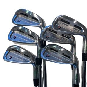 �a�q�h�c�f�d�r�s�n�m�d�@�Q�Q�Q�b�a�{�@�U�r