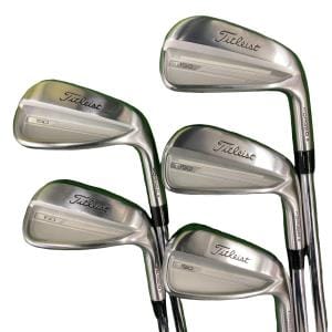 �s���������������@�s�P�T�O�i�Q�O�Q�R�j�@�U�r