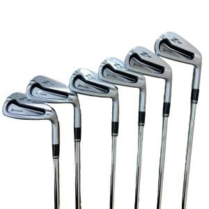 �r�q�h�w�n�m�@�y�T�U�T�@�@�U�r