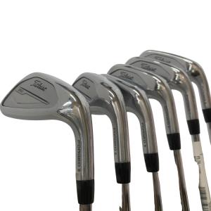 �s���������������@�s�R�T�O�i�Q�O�Q�R�j�@�U�r