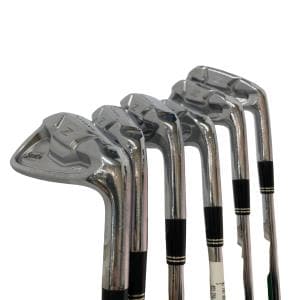 �r�q�h�w�n�m�@�y�V�Q�T�@�@�U�r