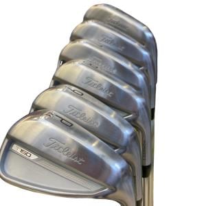 �s���������������@�s�P�T�O�i�Q�O�Q�R�j�@�U�r