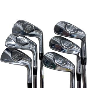 �s�n�t�q�@�a�@�w�|�a�k�`�c�d�@�U�r