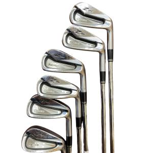 �r�q�h�w�n�m�@�y�T�S�T�@�@�U�r