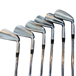 ���T�R�O�@�U�r