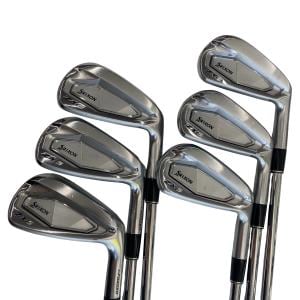 �r�q�h�w�n�m�@�y�w���T�@�U�r