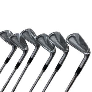 �r�q�h�w�n�m�@�y�V�S�T�@�@�U�r