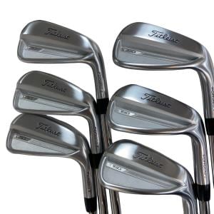 �s���������������@�s�P�T�O�i�Q�O�Q�R�j�@�U�r