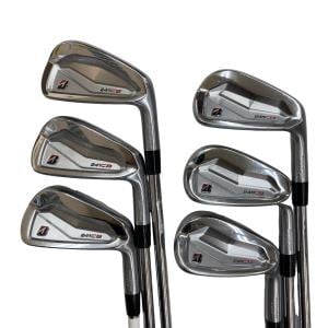 �a�q�h�c�f�d�r�s�n�m�d�@�Q�S�P�b�a�@�U�r