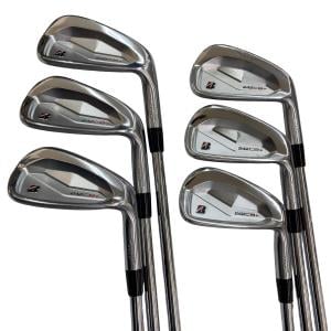 �a�q�h�c�f�d�r�s�n�m�d�@�Q�S�Q�b�a�{�@�U�r