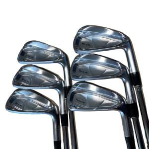 �r�q�h�w�n�m�@�y�w���V�@�@�U�r