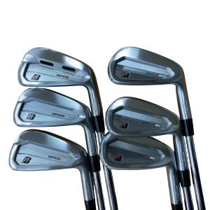 �a�q�h�c�f�d�r�s�n�m�d�@�Q�Q�P�b�a�@�U�r