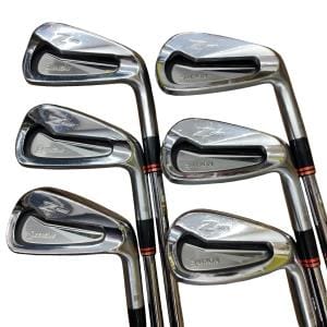 �r�q�h�w�n�m�@�y�T�U�T�@�@�U�r