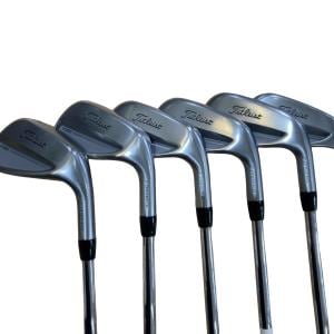 �s���������������@�s�P�O�O�i�Q�O�Q�T�j�@�U�r