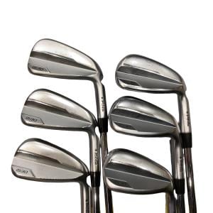 ���T�R�O�@�U�r