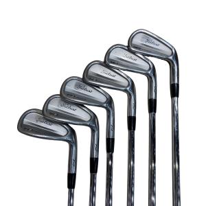 �s���������������@�b�a�@�V�P�Q�@�U�r