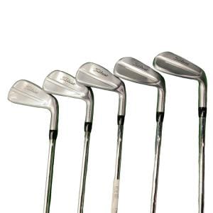 �s���������������@�s�Q�T�O�i�Q�O�Q�T�j�@�@�U�r