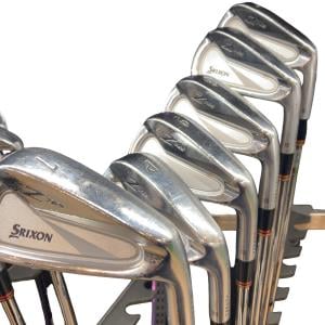 �r�q�h�w�n�m�@�y�V�U�T�@�@�U�r