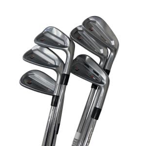 �a�q�h�c�f�d�r�s�n�m�d�@�Q�Q�P�b�a�@�U�r