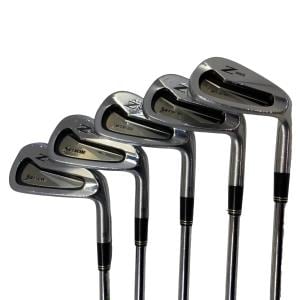 �r�q�h�w�n�m�@�y�T�U�T�@�@�U�r