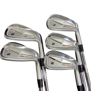 �a�q�h�c�f�d�r�s�n�m�d�@�Q�T�W�b�a�o�@�U�r