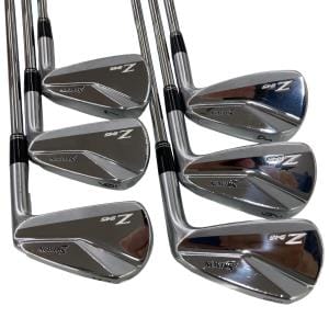 �r�q�h�w�n�m�@�y�X�S�T�@�U�r