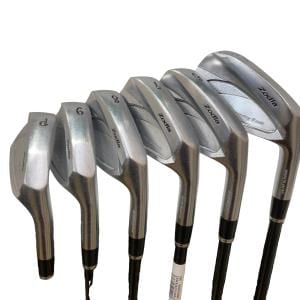 �y���������@�b���������������@�h�h�@�������@�U�r