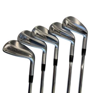 �r�q�h�w�n�m�@�y�|�e�n�q�f�d�c�@�U�r