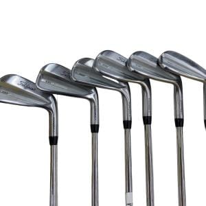 �s���������������@�s�P�O�O�i�Q�O�Q�R�j�@�U�r