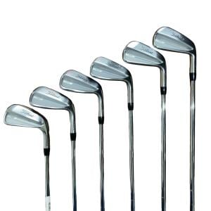 �s���������������@�s�P�T�O�i�Q�O�Q�R�j�@�U�r