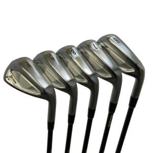 �r�q�h�w�n�m�@�y�w���S�@�T�r