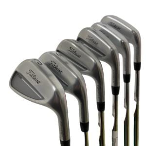 �s���������������@�s�P�O�O�i�Q�O�Q�T�j�@�U�r