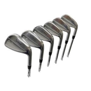 �s���������������@�s�P�T�O�i�Q�O�Q�R�j�@�U�r