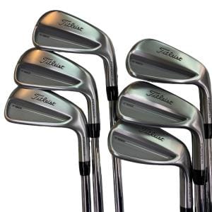 �s���������������@�s�P�T�O�i�Q�O�Q�T�j�@�U�r