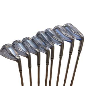 �r�q�h�w�n�m�@�y�V�S�T�@�@�W�r