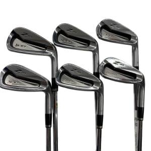 �r�q�h�w�n�m�@�y�T�U�T�@�@�U�r