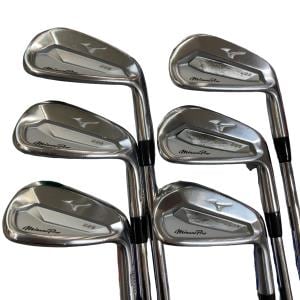 �l�����������@�o�����@�Q�Q�R�@�U�r