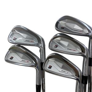 �a�q�h�c�f�d�r�s�n�m�d�@�Q�S�Q�b�a�{�@�U�r