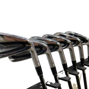 �r�q�h�w�n�m�@�y�T�W�T�@�U�r