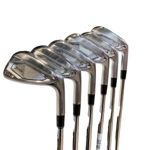 �r�q�h�w�n�m�@�y�w���T�@�U�r