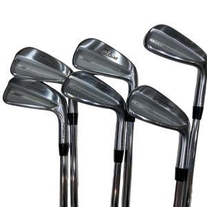 �s���������������@�s�P�T�O�i�Q�O�Q�R�j�@�U�r