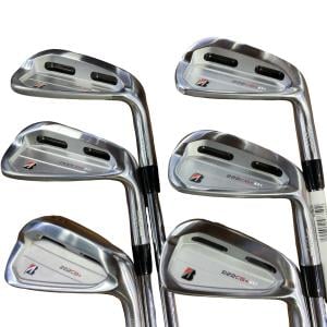 �a�q�h�c�f�d�r�s�n�m�d�@�Q�Q�Q�b�a�{�@�U�r