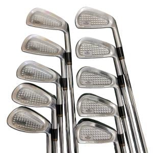 �s�n�t�q�r�s�`�f�d�@�u�R�O�O�O�@�P�O�r