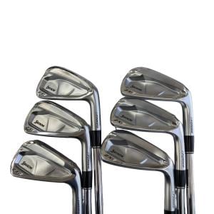 �r�q�h�w�n�m�@�y�w���V�@�@�U�r