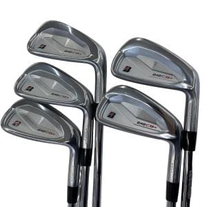 �a�q�h�c�f�d�r�s�n�m�d�@�Q�S�Q�b�a�{�@�U�r