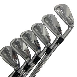 �r�q�h�w�n�m�@�y�V�S�T�@�@�U�r