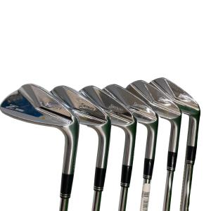 �r�q�h�w�n�m�@�y�X�S�T�@�U�r