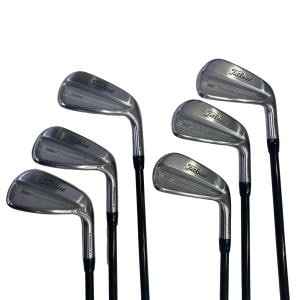 �s���������������@�s�P�T�O�i�Q�O�Q�R�j�@�U�r